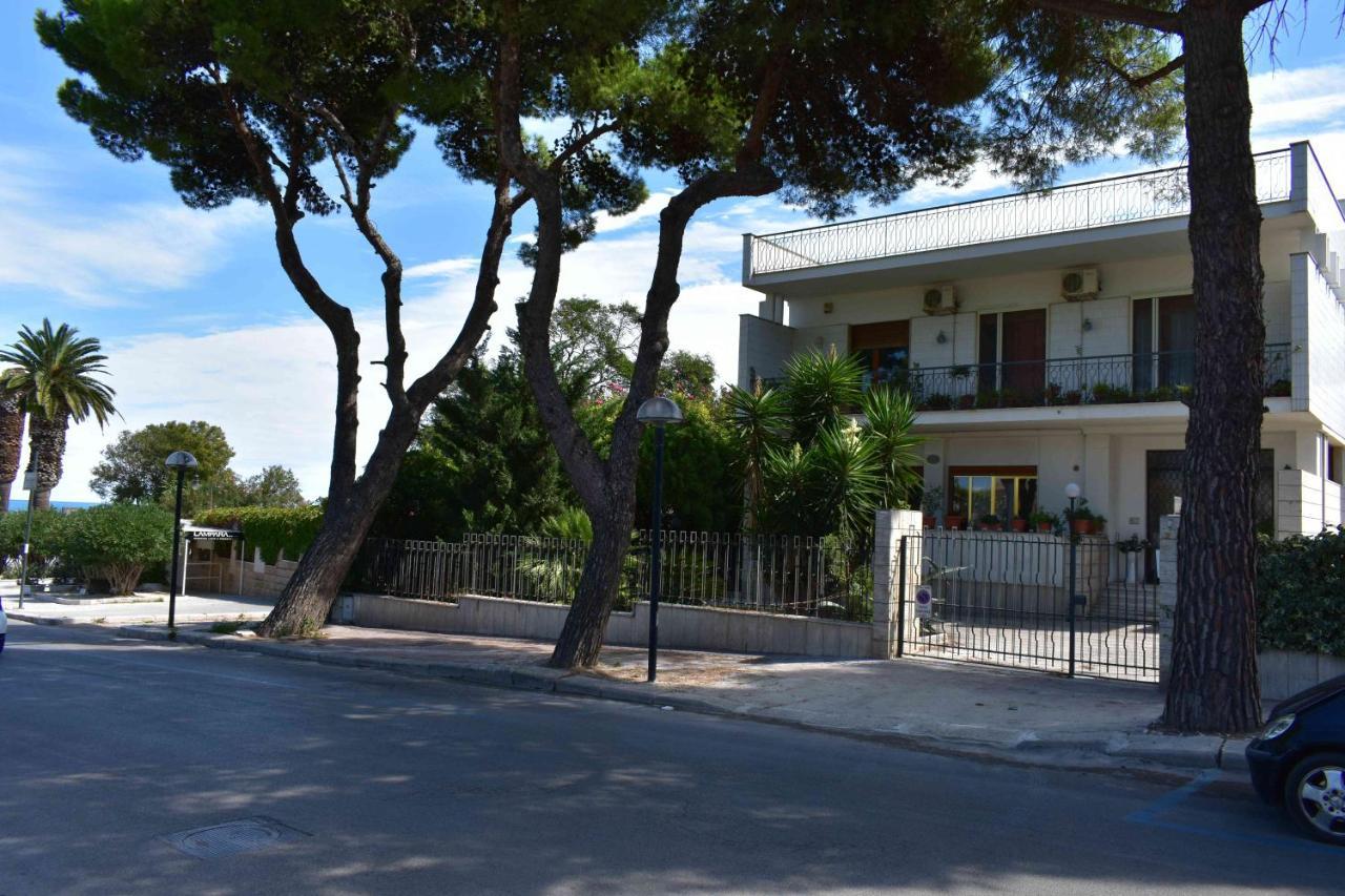 Bed and Breakfast Golden Bay Trani Exteriér fotografie
